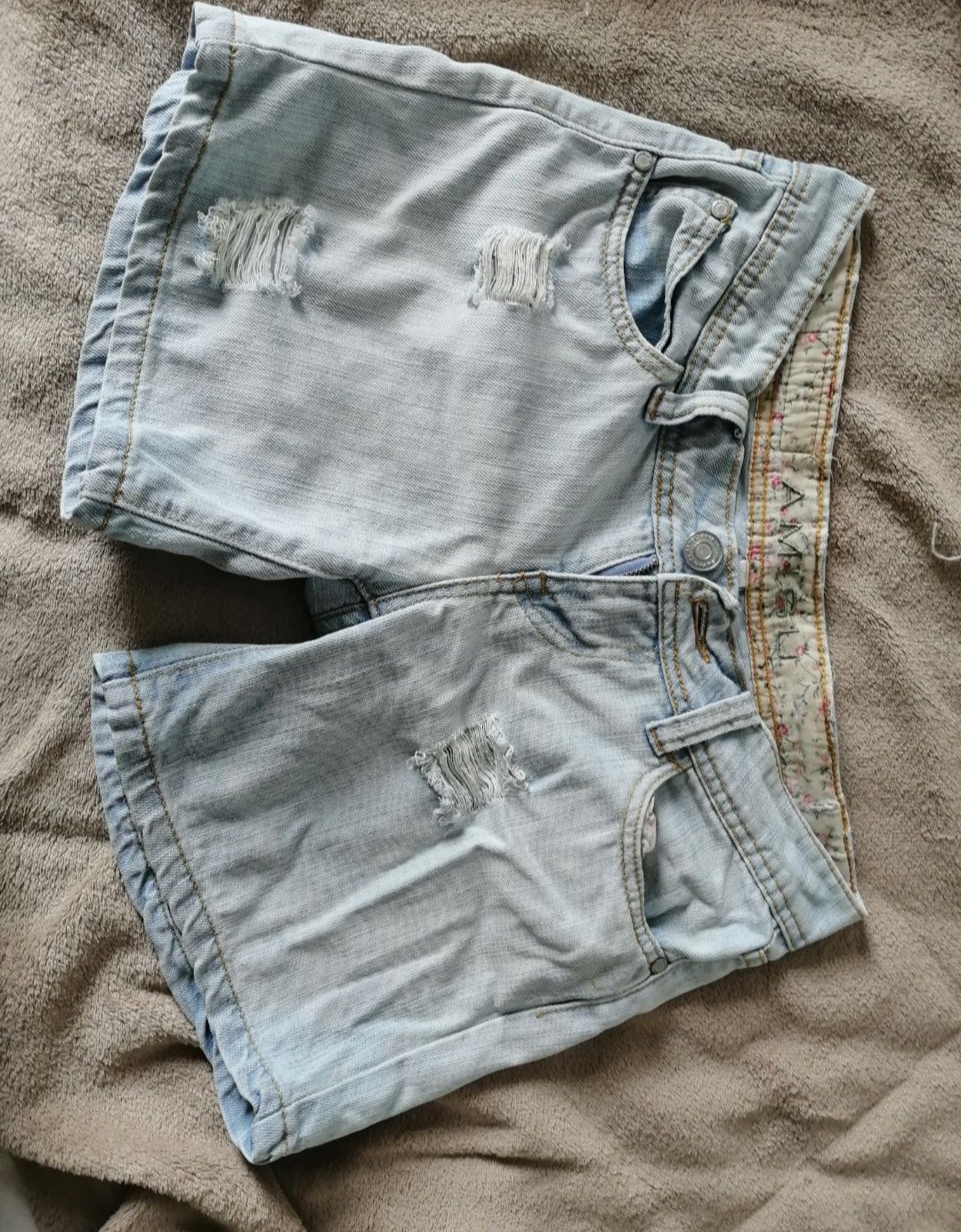 Spodenki Amisu Primark H&M damskie szorty krótkie 34 36 XS S jeansowe