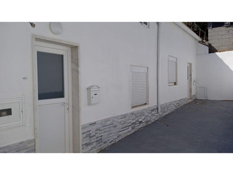 Moradias com dois pisos - Ajuda