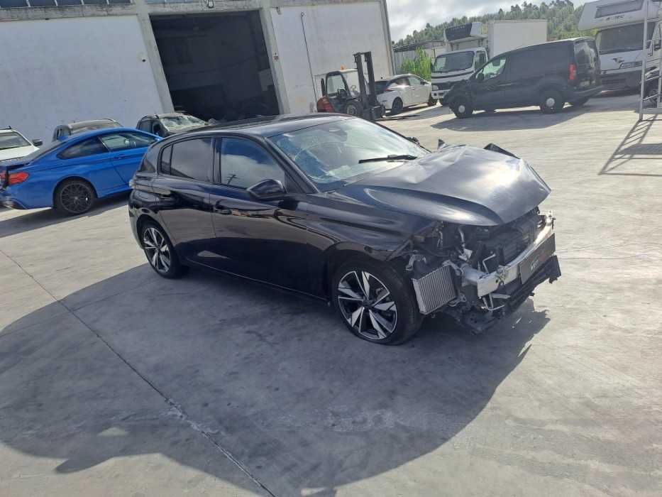 Peugeot 308  1.2 PureTech 130, 2024