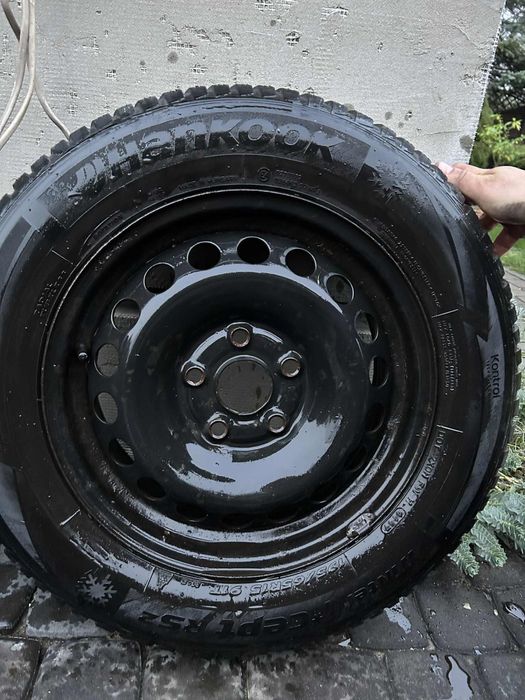 Koła z oponami zima Hankook 195/65 R15 5x112
