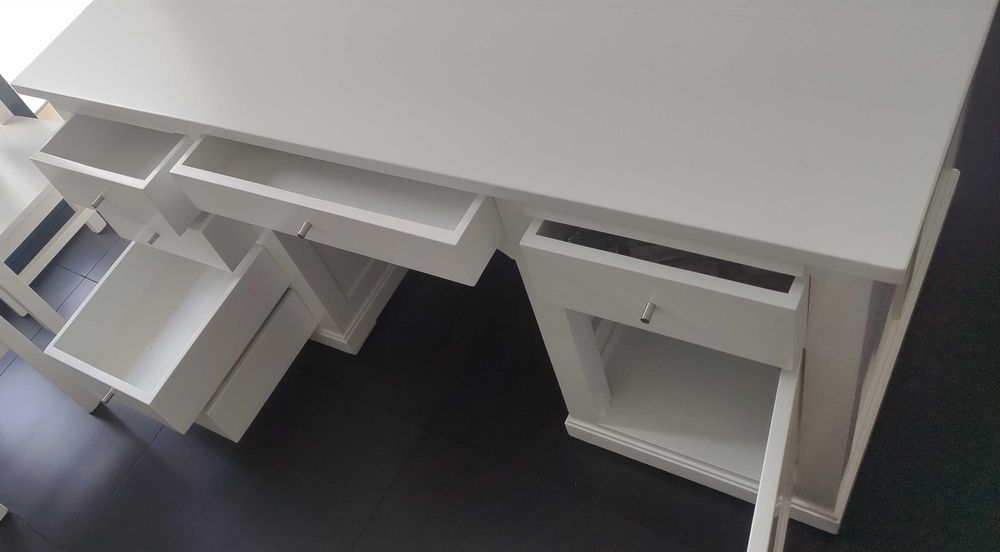 Secretária lacada madeira maciça!