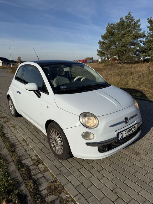 Fiat 500 rocznik 2008 Diesel panorama błękitny