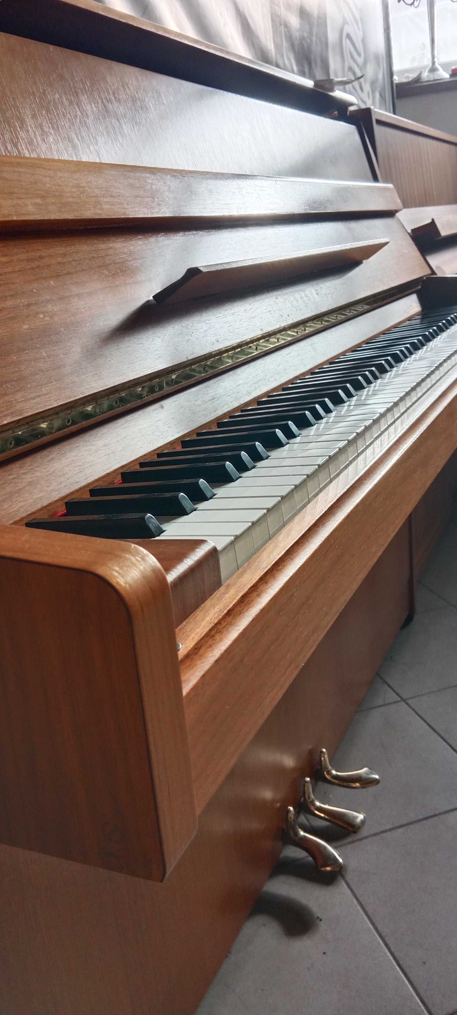 Pianino Yamaha stan idealny na gwarancji