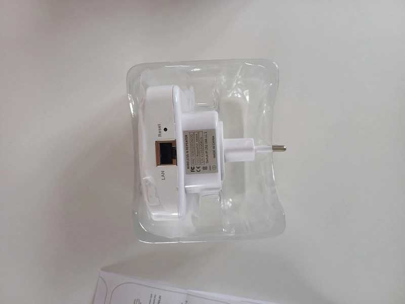 Wzmacniacz sygnału Wifi Wireless-N 300 M