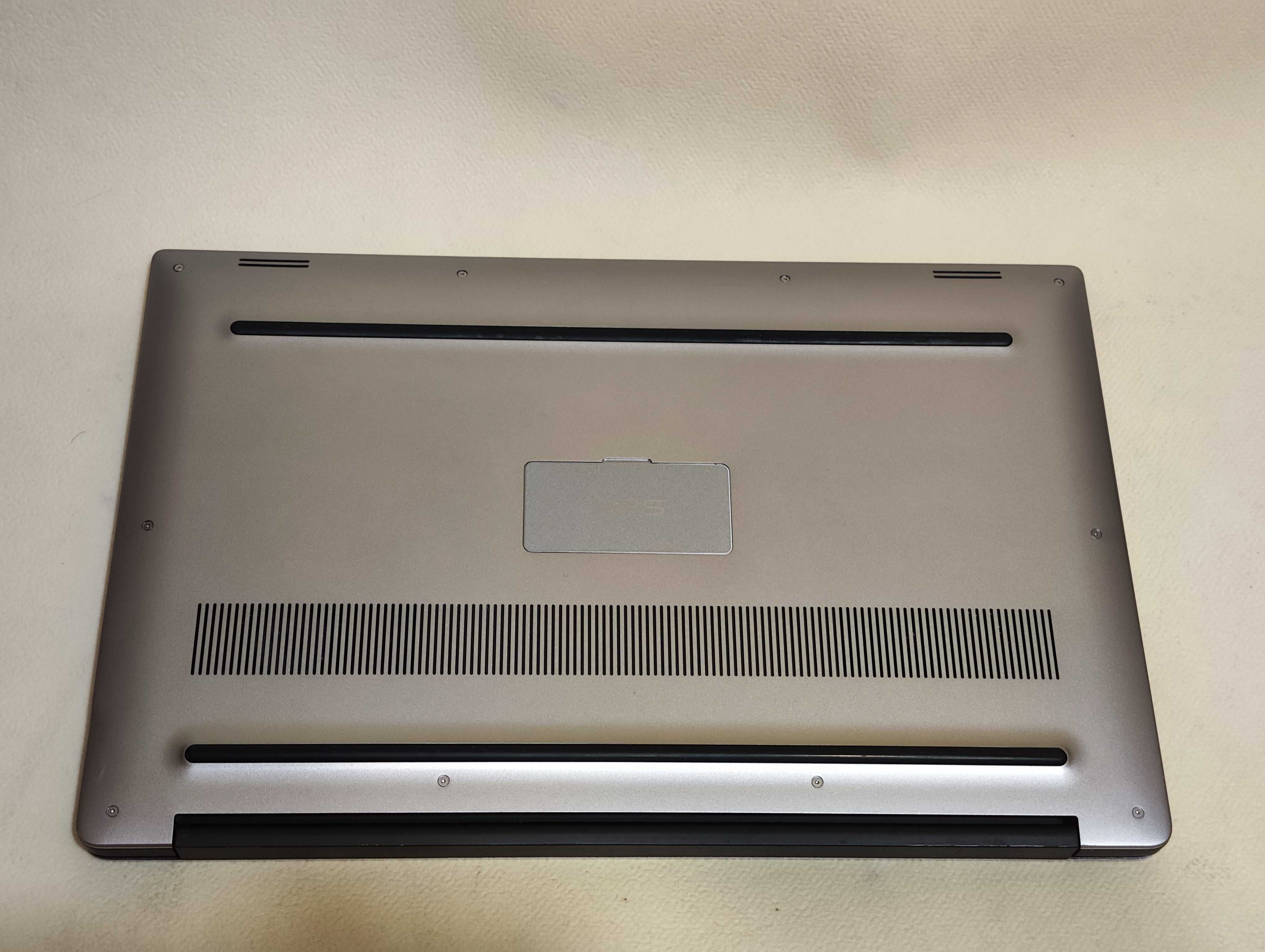 Ноутбук Dell XPS 15 9550 i7-6700HQ/16Gb/256SSD/Nvidia GTX 960M