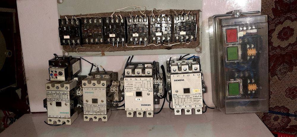 Магнитные пускатели пмл2100 . Пмл2621 реверс .сименс 3tf46 . 3tf48