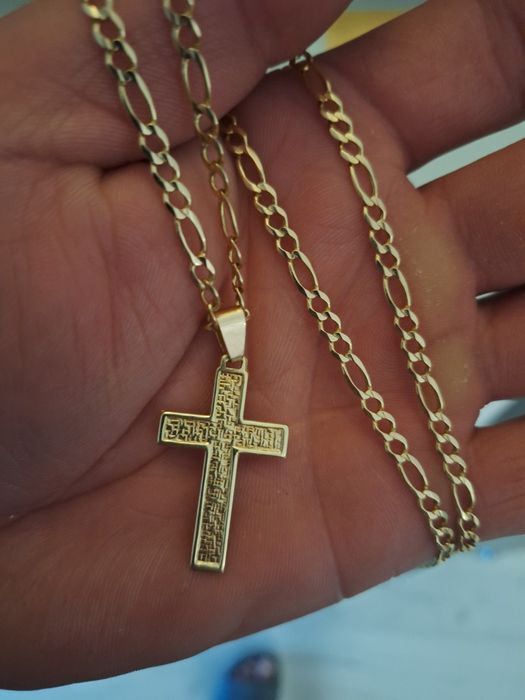 Złoty krzyż waga 2.60 g 585 próba piekny wzór