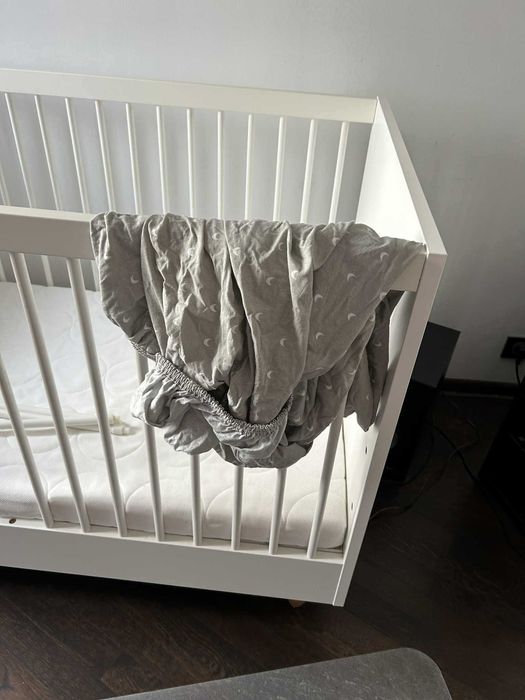 łóźeczko dziecięce 140x70 z materacem (przescieradlo gratis)