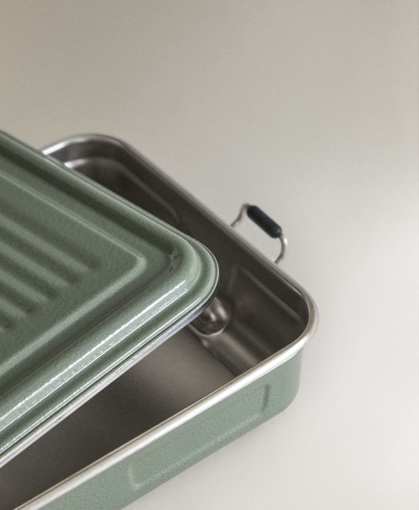 Caixa Hermética Aço Exterior Campismo STANLEY Zara Home NOVO
