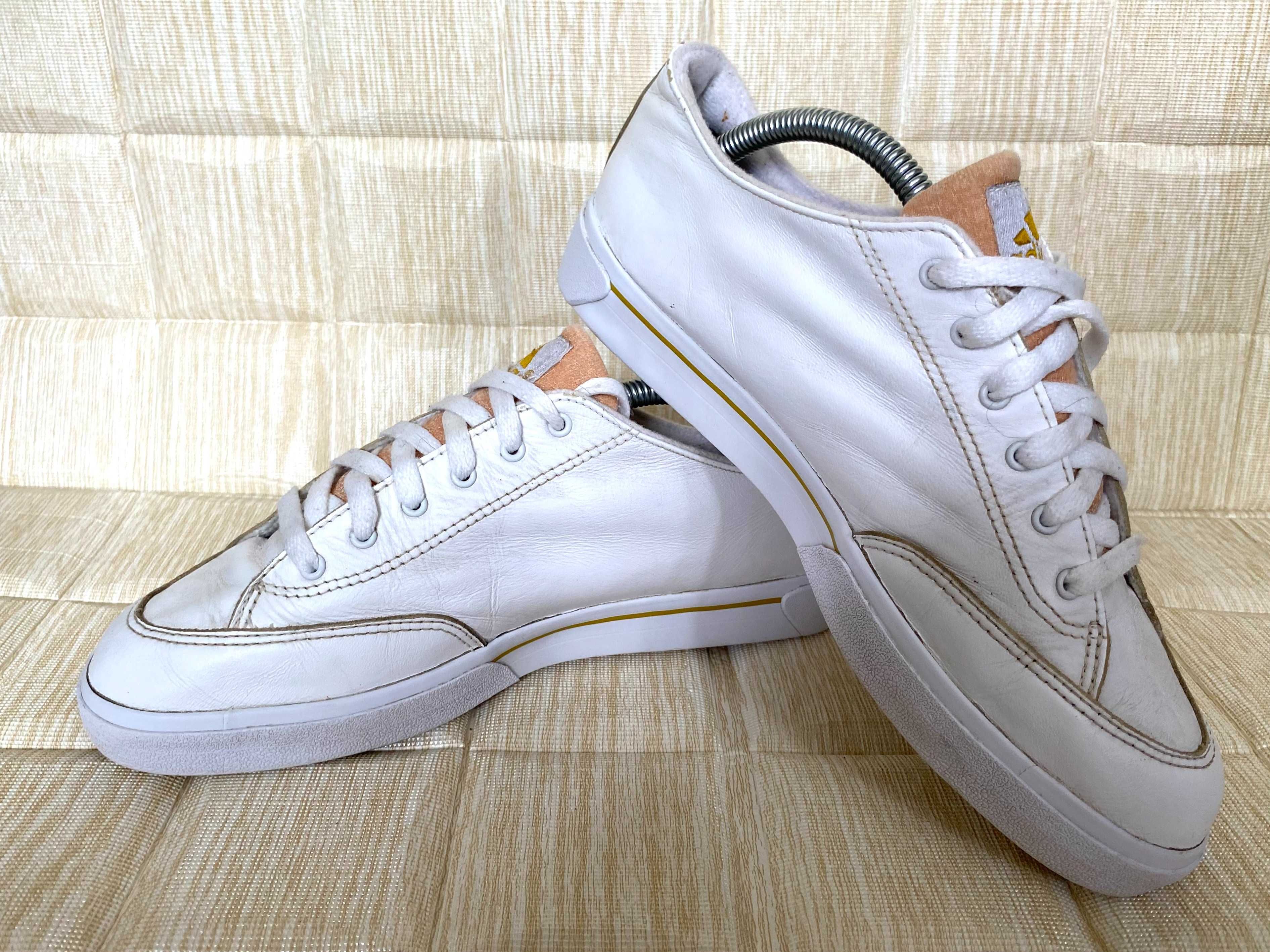 Adidas vintage 1997 rok, rozmiar 42, stan dobry