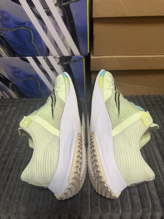 Жіночі бігові кросівки Nike Air Zoom Rival Fly 3 40,5(26см) оригінал