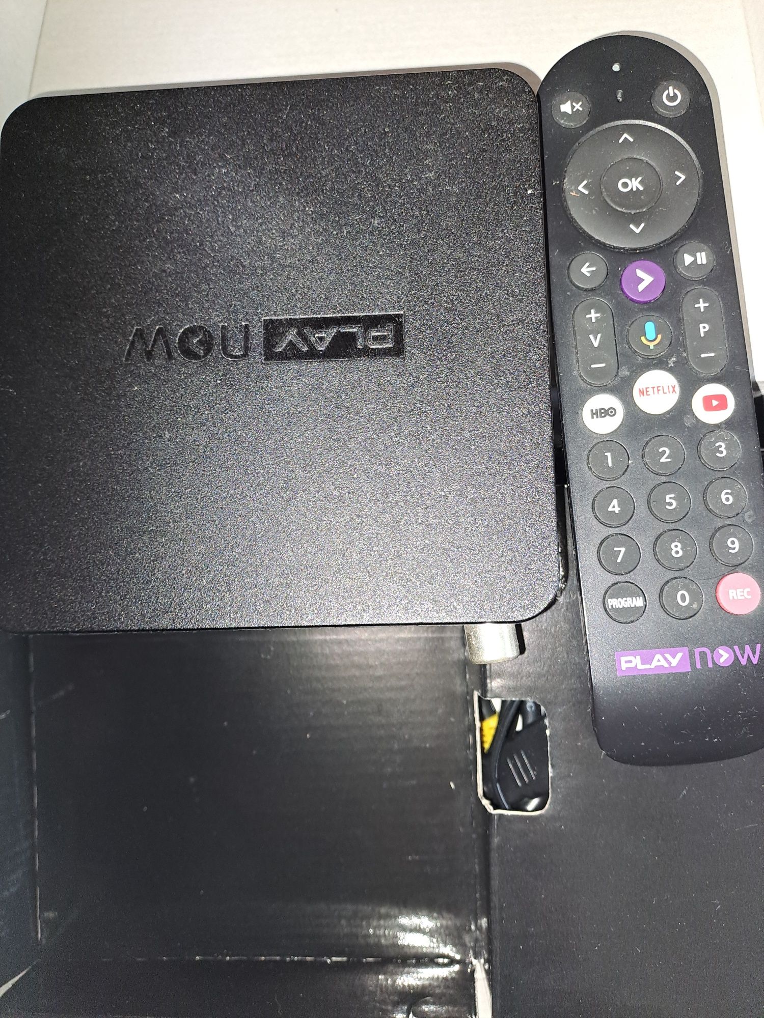 Sprzedam Play tvbox plus dekoder dvbt2