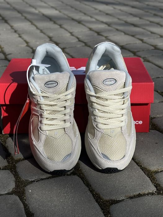 Кросівки New balance 2002R 37-41