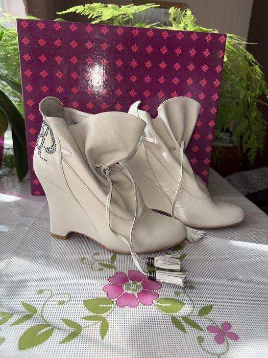 Сапожки, ботінки, взуття осінь