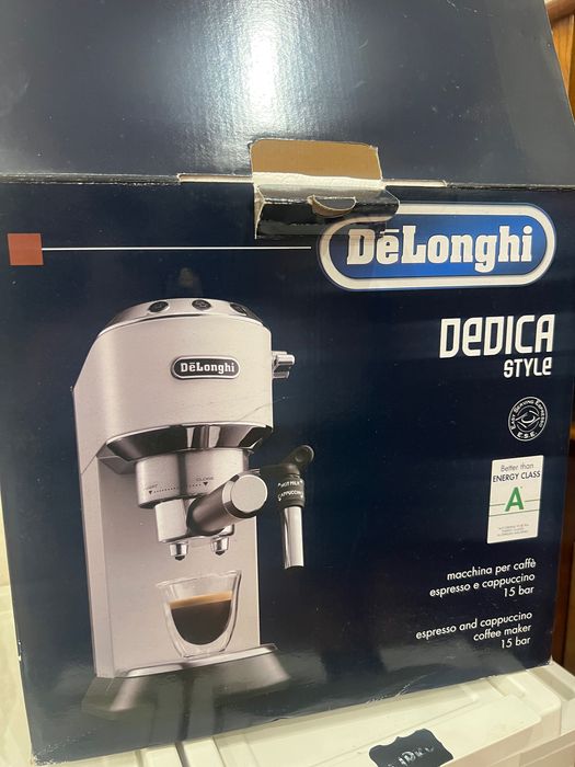 Máquina de café DeLonghi Dedica Style Branca