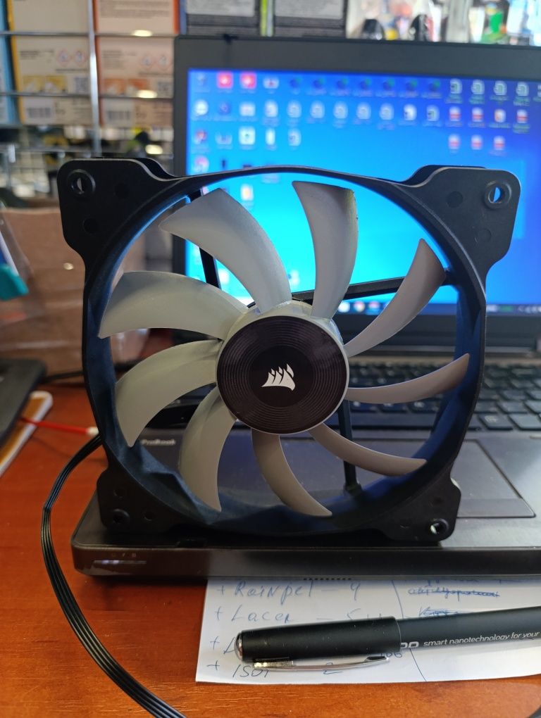 Вентилятор Corsair ML140