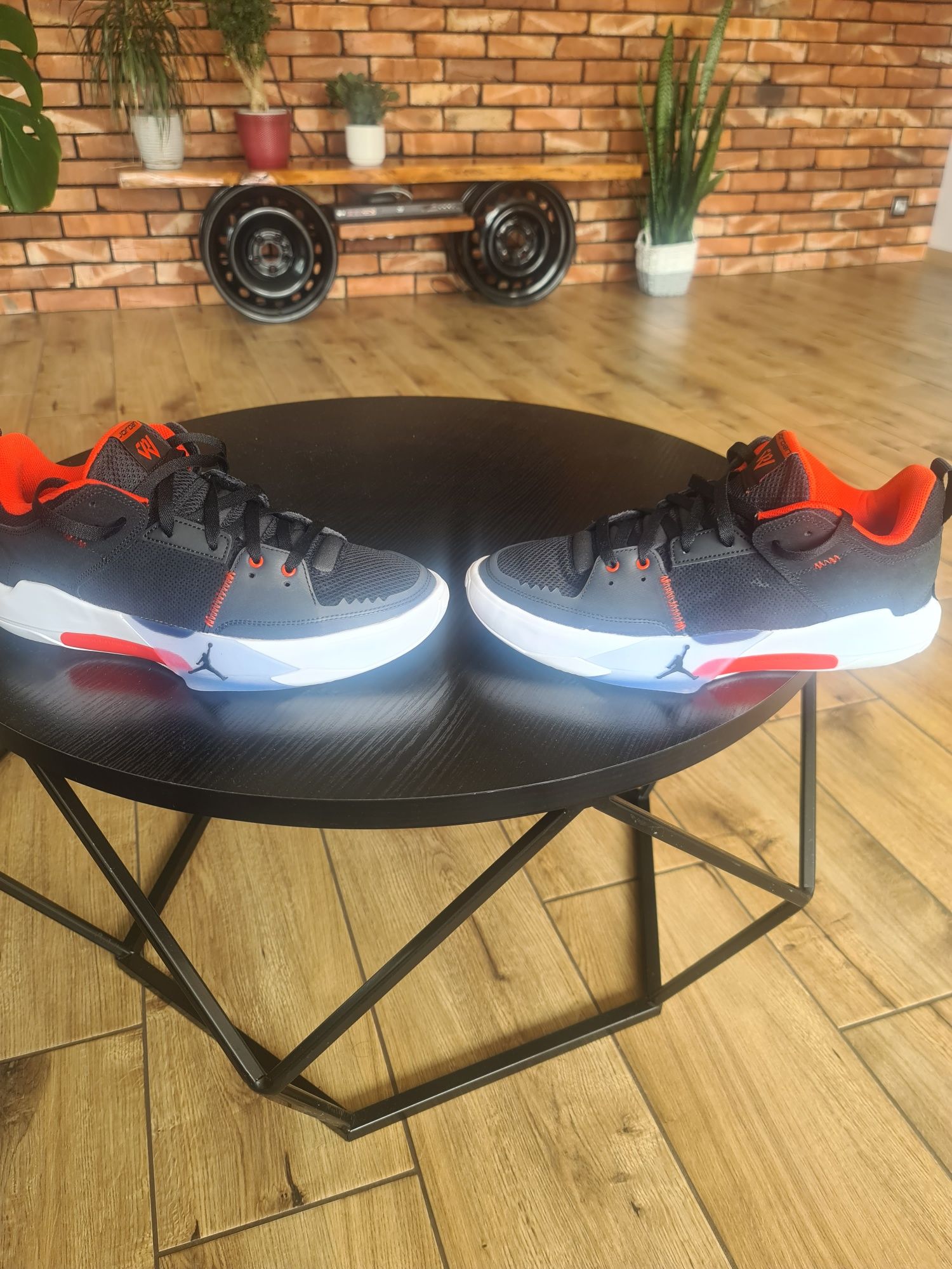 Buty Jordan r 42,5  NOWE