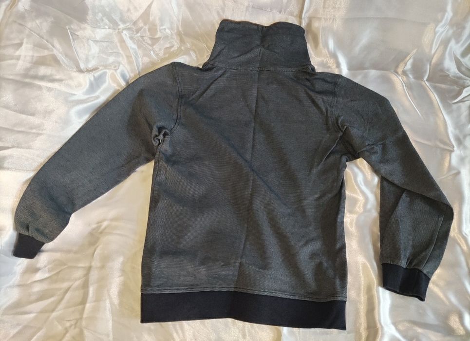 Свитер , кофта для мальчика