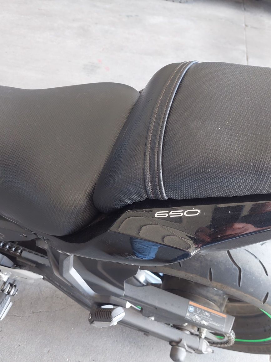 Mota Kawasaki Z650