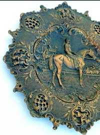 Quadro Prato Vintage antigo Trofeu Medieval cavaleiro Bronze