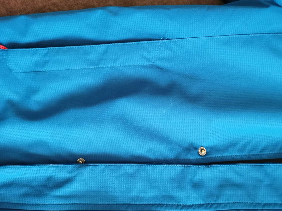 Продам вітрівку для підлітка