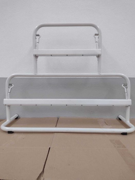 Suporte metálico para rolos de papel ou bobines