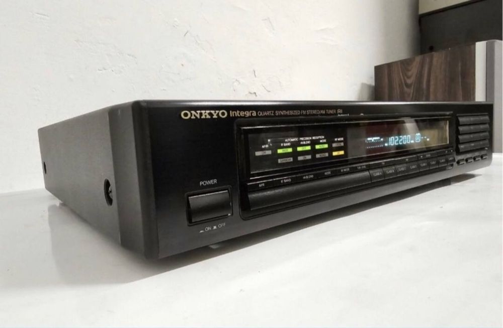 Am/Fm Tuner Onkyo T-4850. Wykonane w Japonii