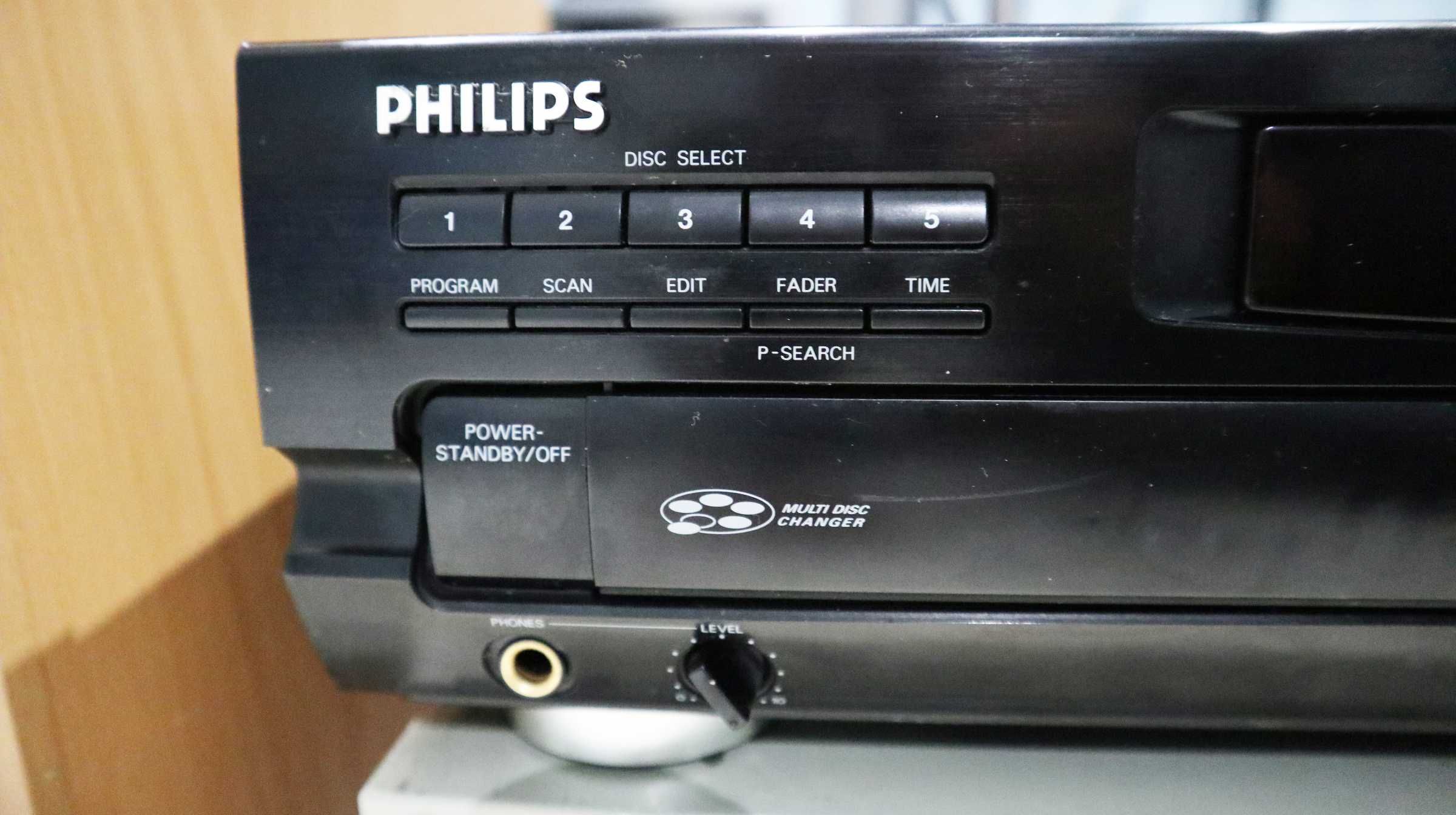 CD проигрыватель  PIONEER PD-4300 PHILIPS CDC-752