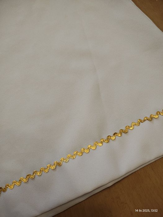 Alba komunijna z kapturem