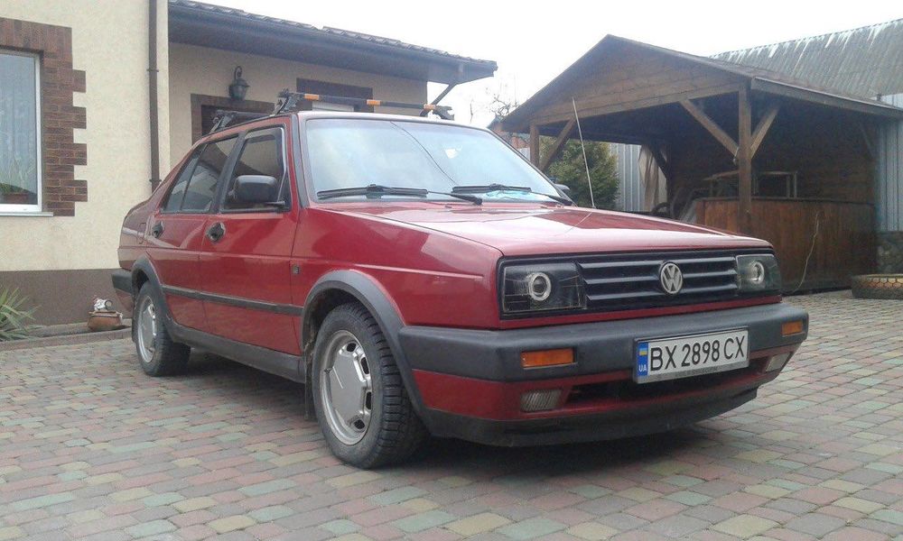 Volkswagen Jetta 1.6 бензин
