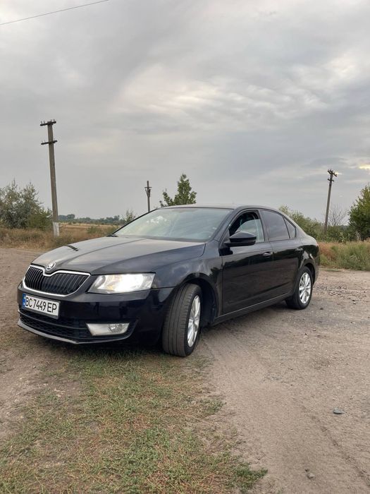 Терміново !!!Школа А7 2013 1,4 бендзин повінстю обслужена