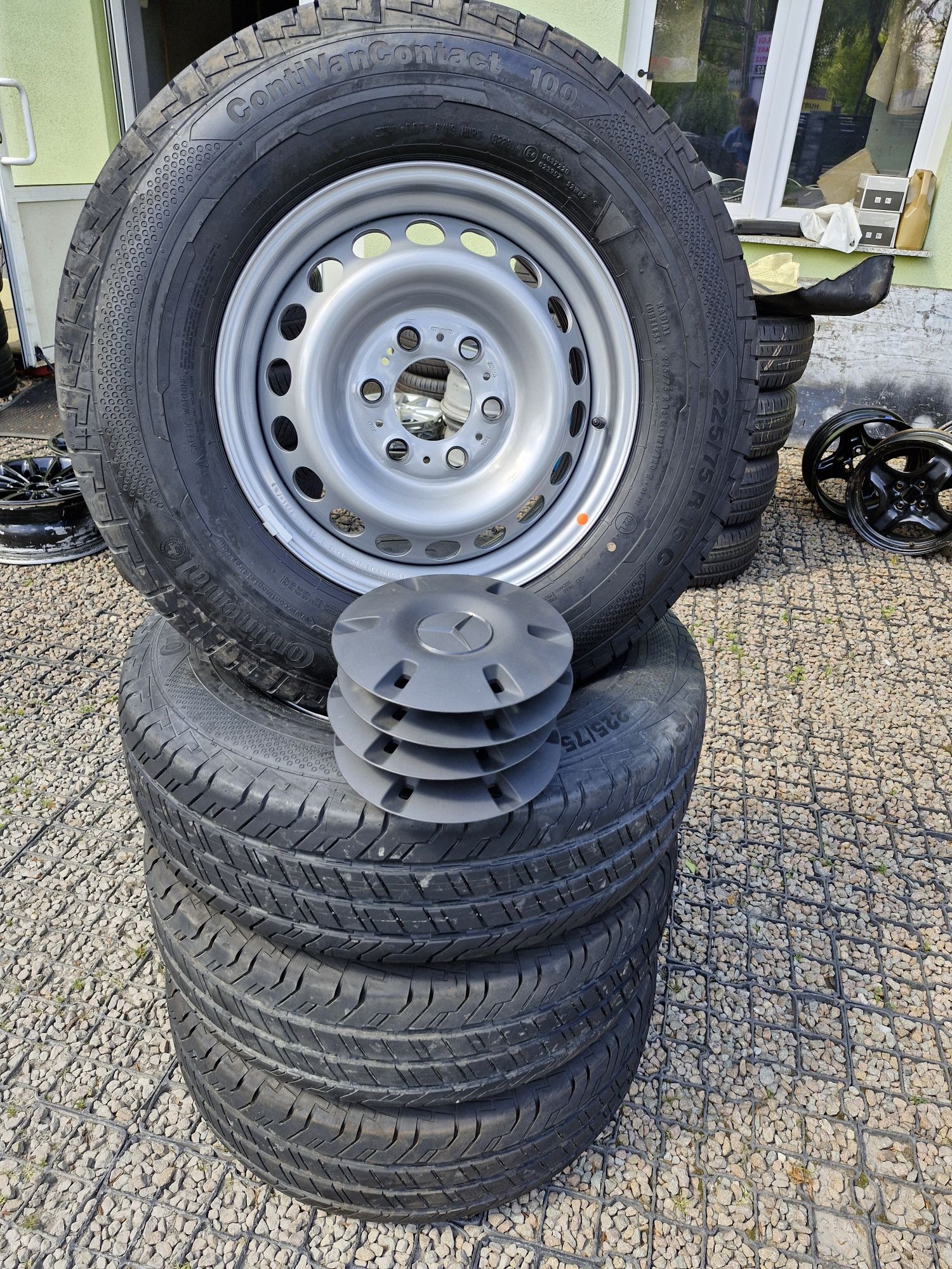 Nowe Koła mercedes Sprinter 16" 6x130 Continental 225/75 16C