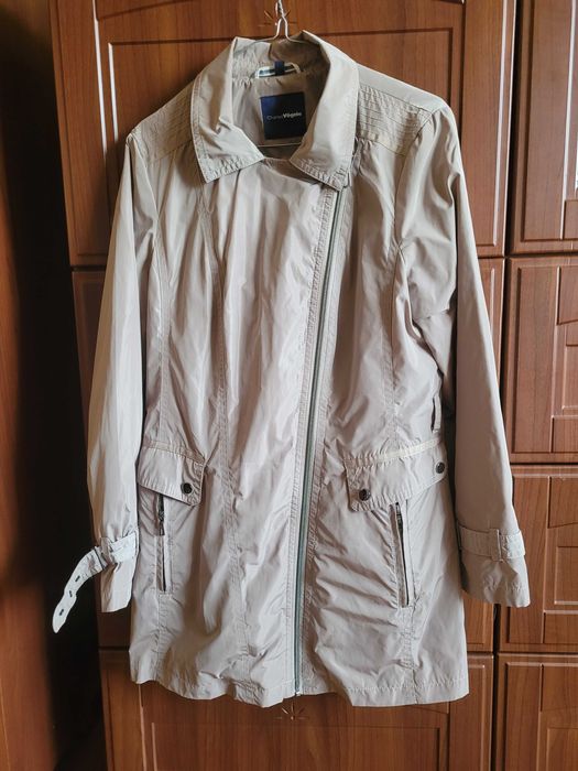 Kurtka przeciwdeszczowa Charles Vogele rozm 40