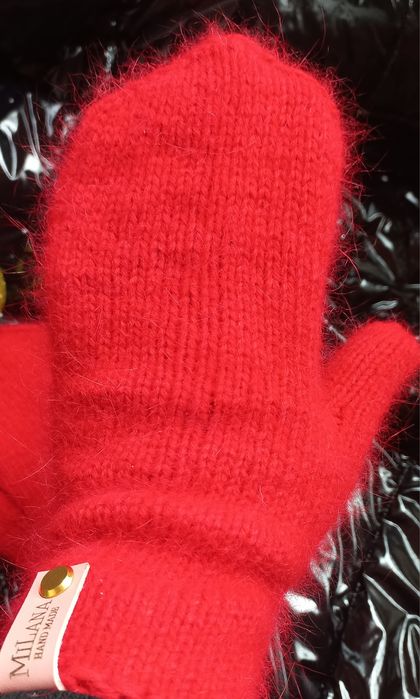 Шапочка і рукавички пухнасті , комплект