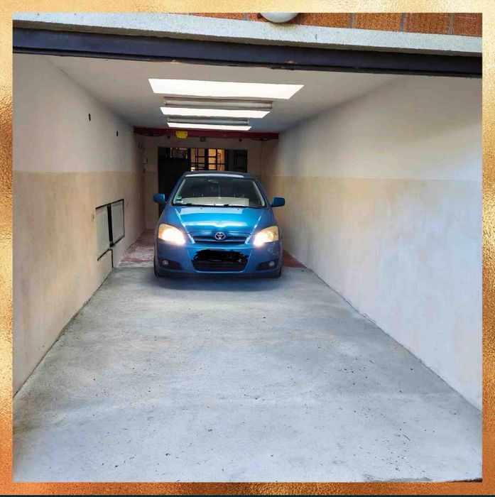 Garaż warsztat z kanałem