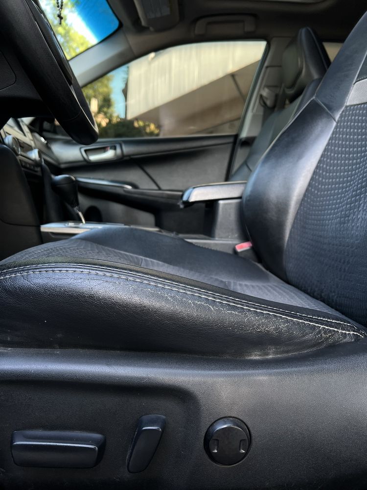 Продам Toyota Camry (usa)
