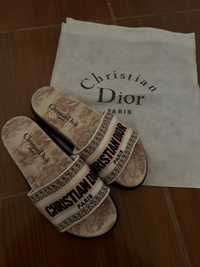 Klapki Christian Dior