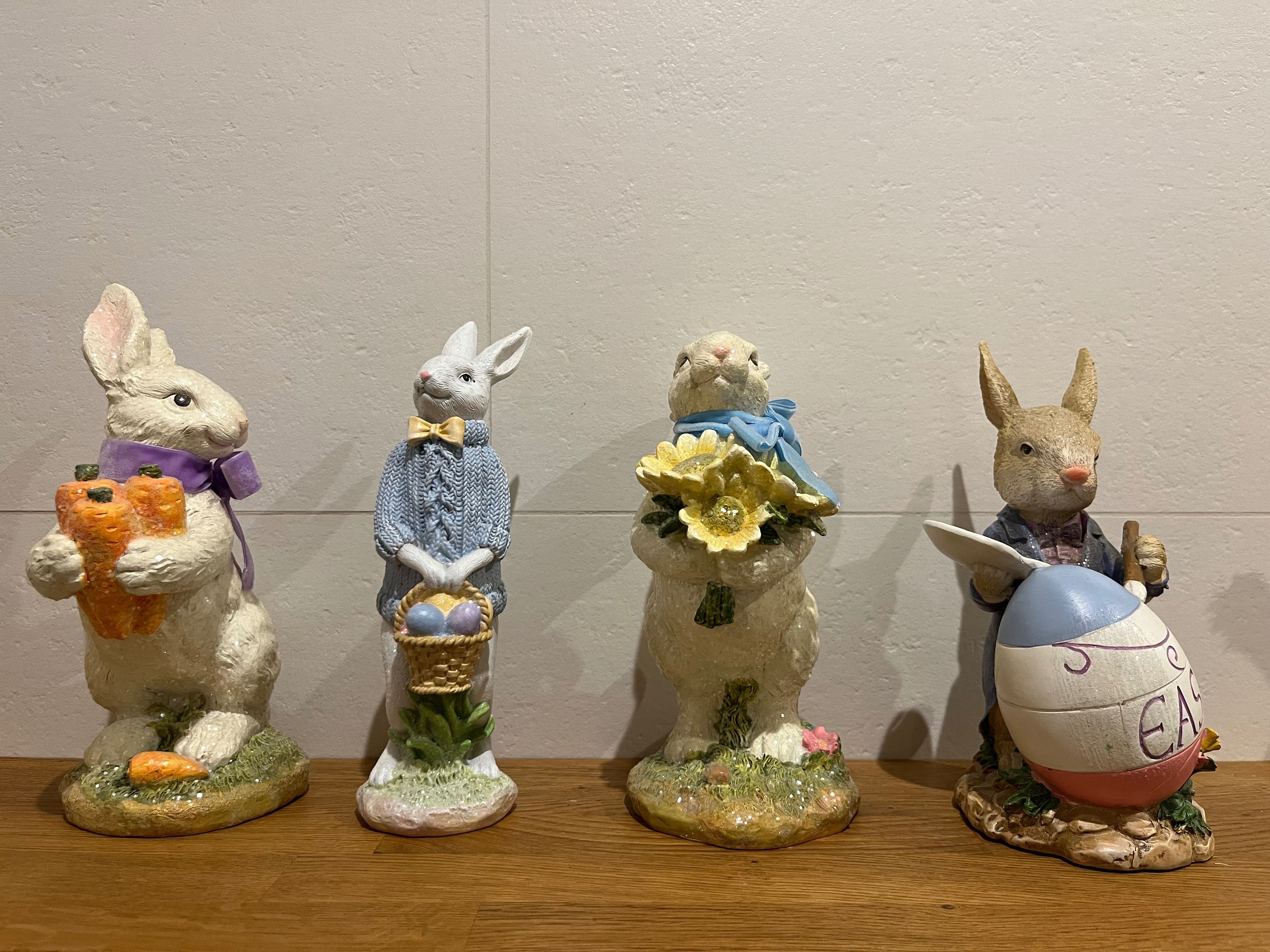 Zajac krolik kroliczek zajaczek 4 figurki ceramiczne wielkanoc