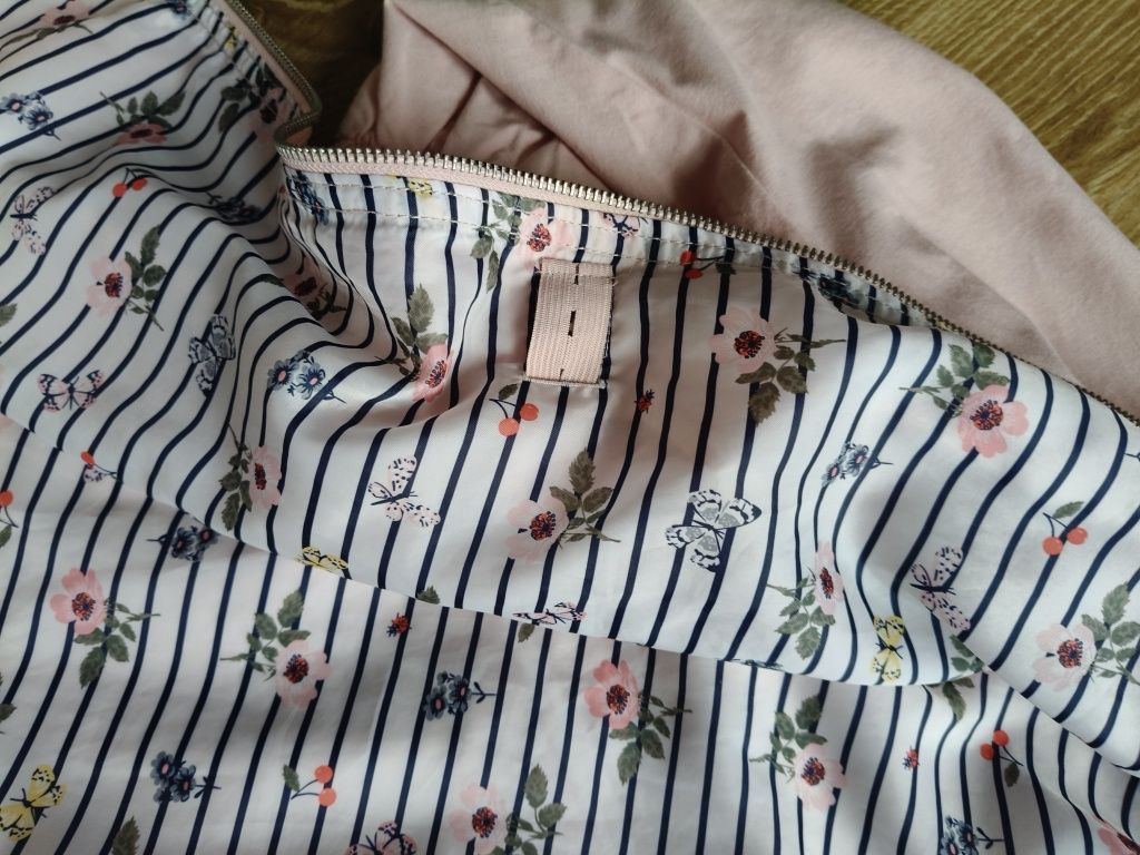 Parka,płaszczyk dziewczęcy r.140