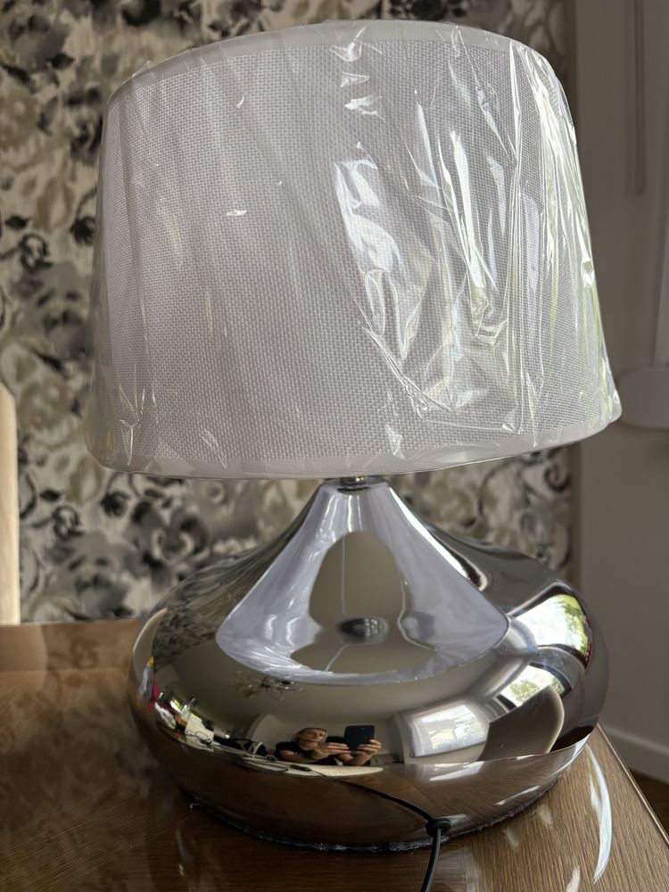 Lampka do salonu