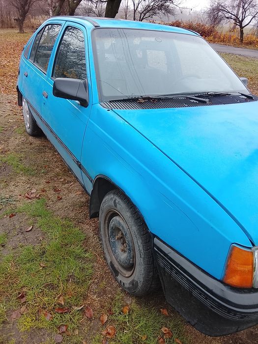 Продам Опель кадет