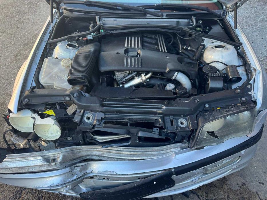 BMW 320D de 2000 , 136CV Para Peças REF Motor - M47D20 / 204D1