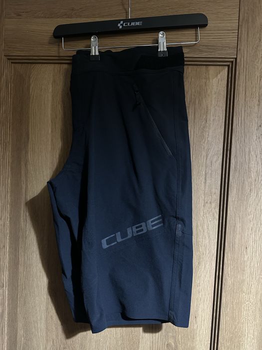 Nowe Spodenki MTB  rowerowe CUBE czrne XL 100 cm