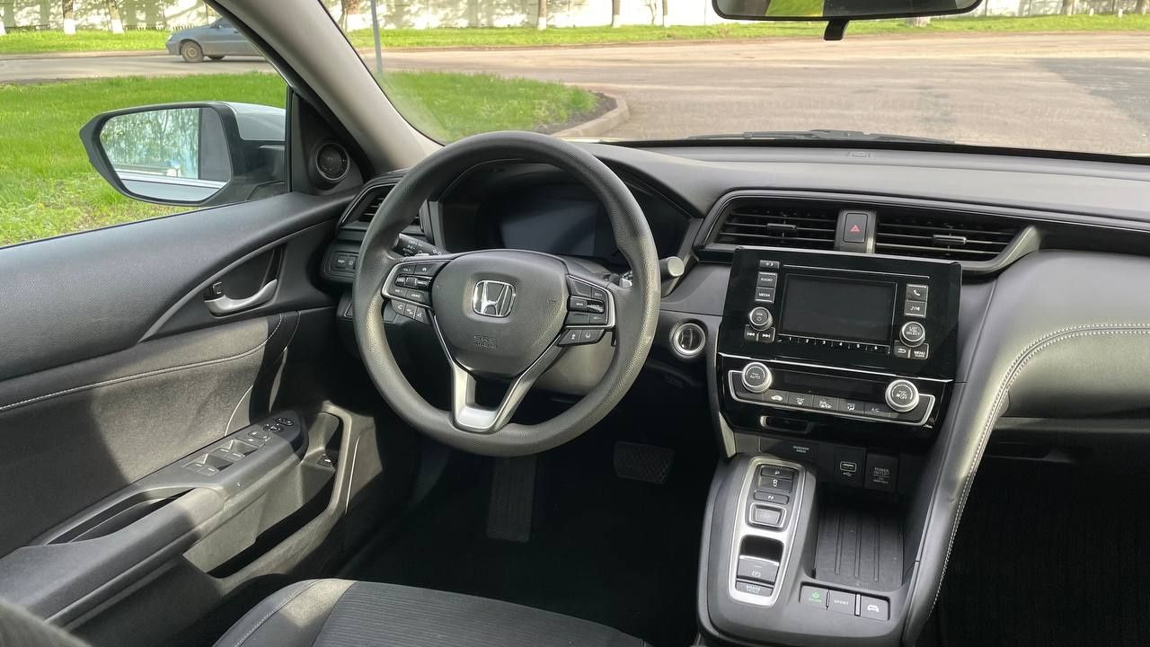 Honda Insignt конец 2018 года