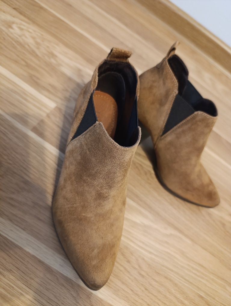 Botki Lasocki skórzane CAMEL r.35 wkładka 22-22.5 stan idealny