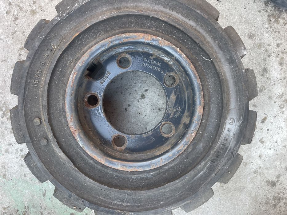 Колеса для навантажувача Still