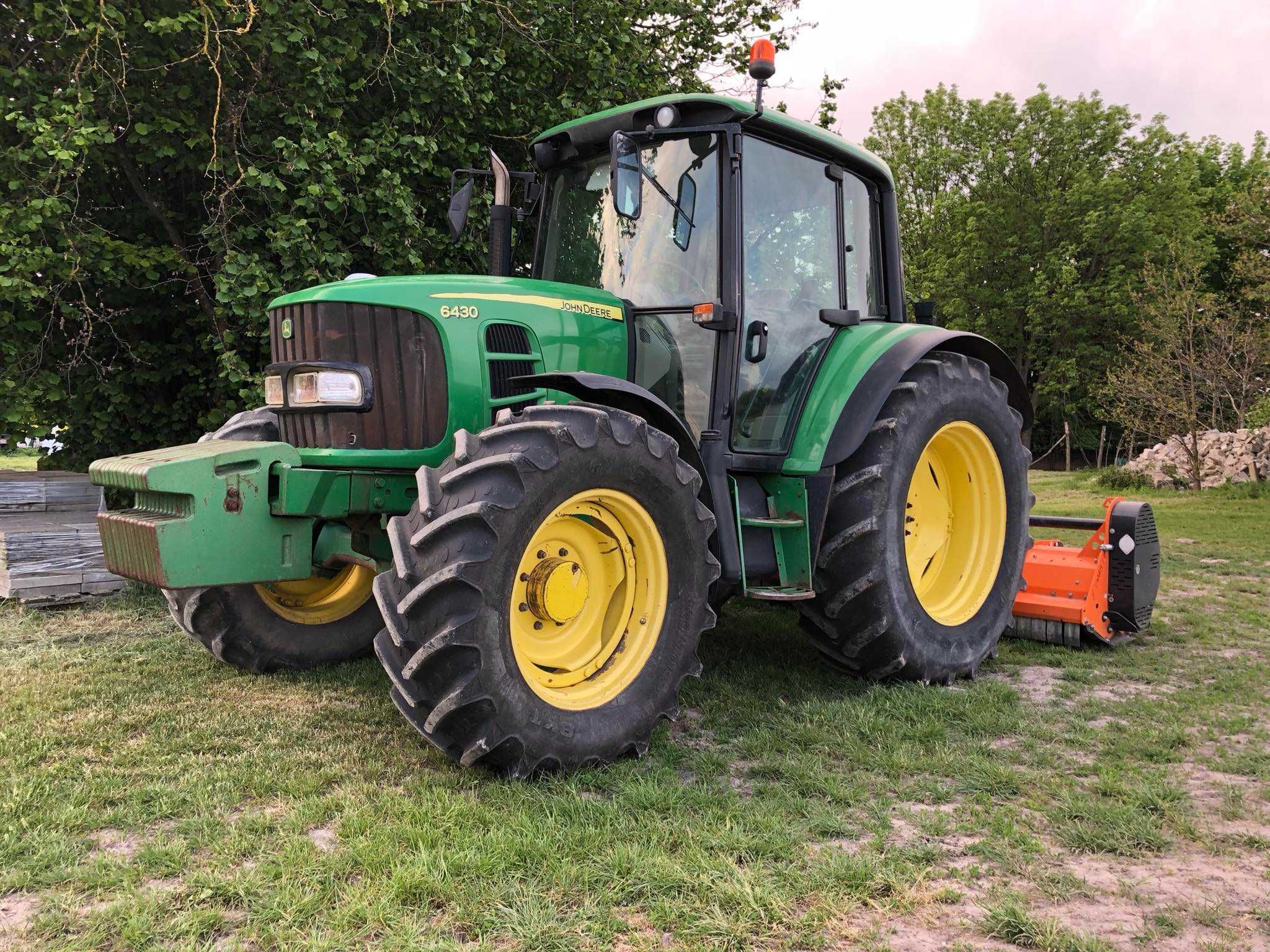 Ciagnik John Deere 6430