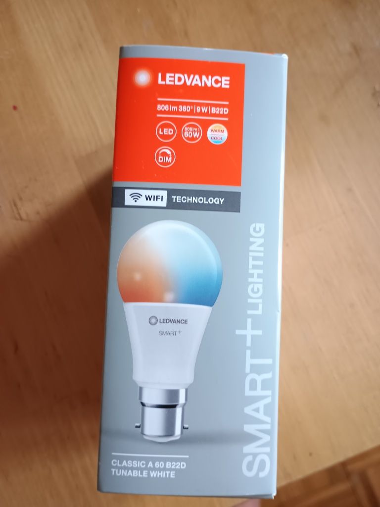Żarówka LED 230V 9W Smart WiFi bagnetowa B22 NOWA