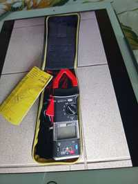 Alicate Amperimetro (Clamp Meters)