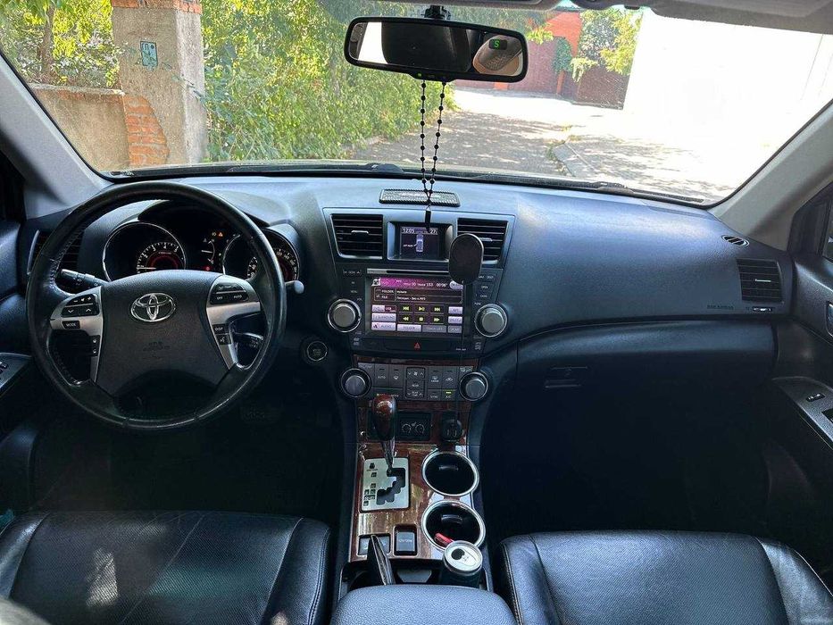 Toyota Highlander 2010